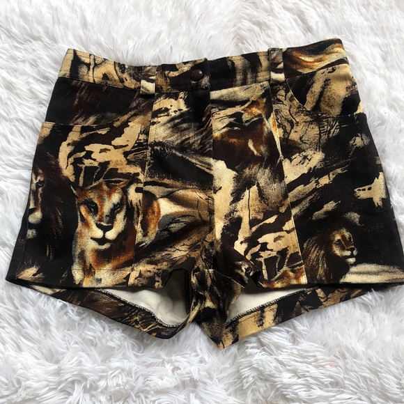 Gottex  Animal Print Lion Denim Shorts Medium - Picture 3 of 8